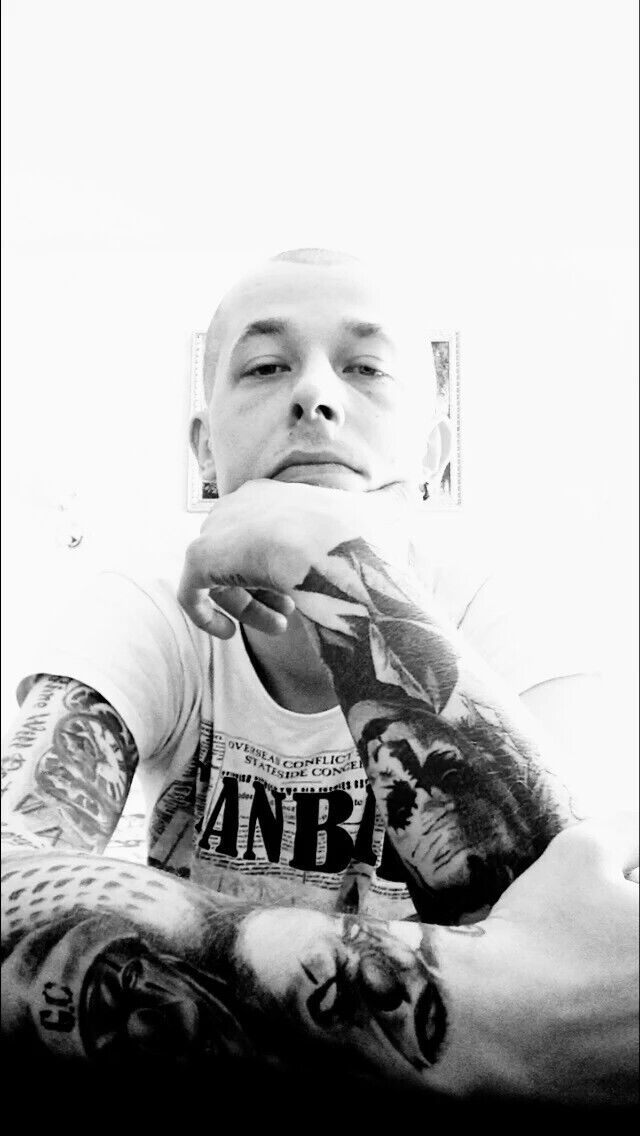  28241857  Casper, 40 ,    