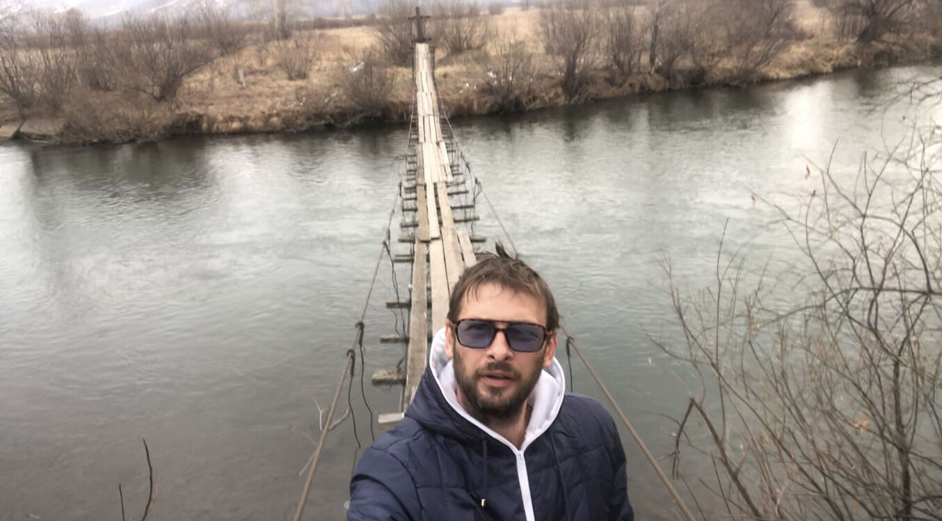  54232267  Preacher, 41 ,    