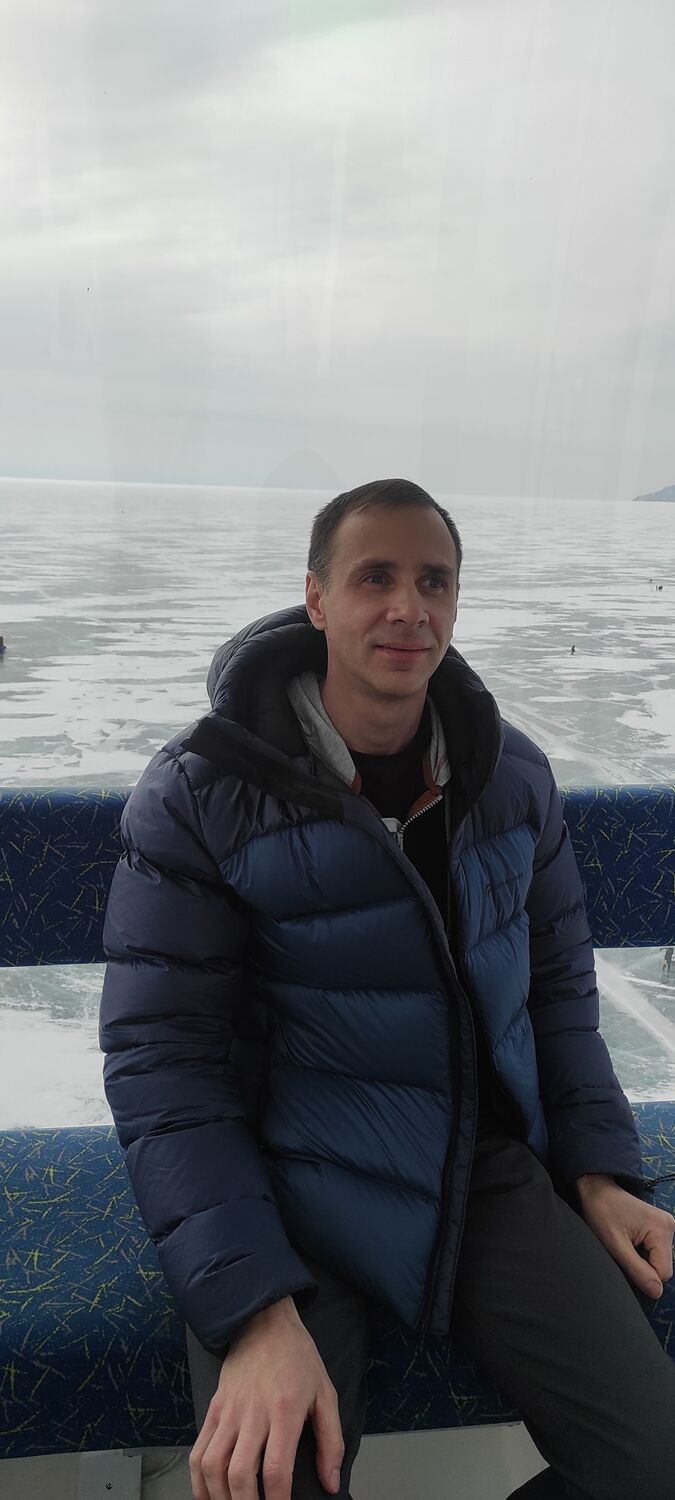  33976347  Vadim, 44 ,    