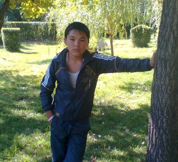  ,   Akzhol, 29 ,   ,   , c , 