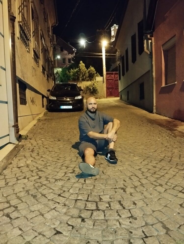  45563617  , 32 ,    Zemun