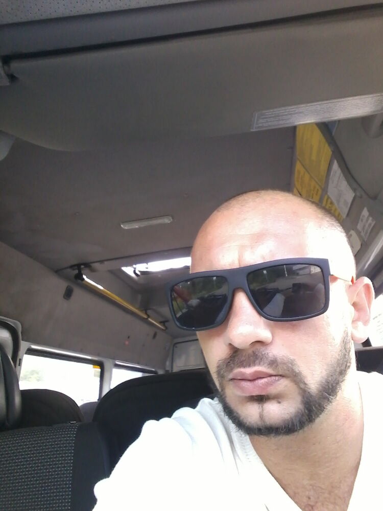  31582337  , 37 ,    