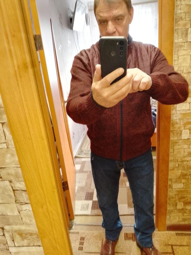  52222697  , 61 ,    --