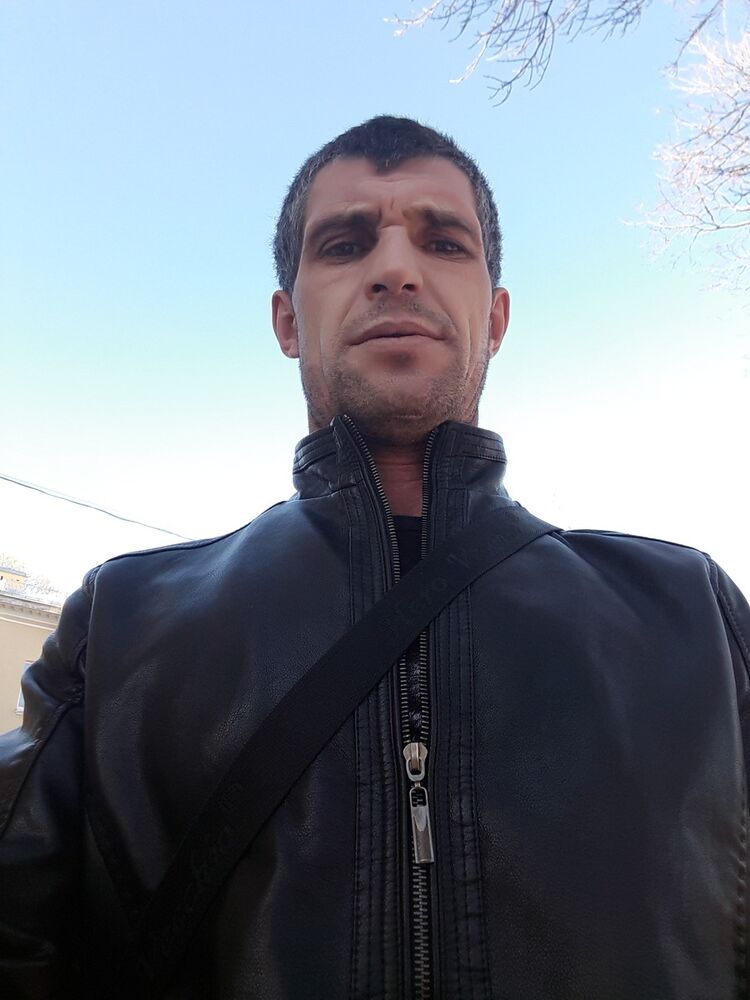  15694977  Boris, 43 ,    -