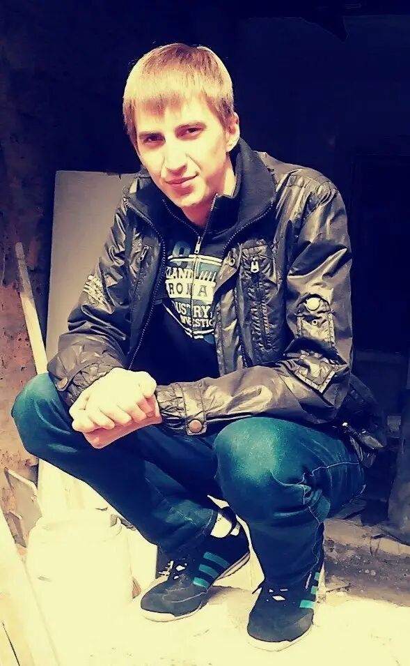  49527027  , 30 ,    