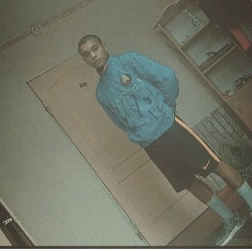  28208257  Vladislav, 25 ,    