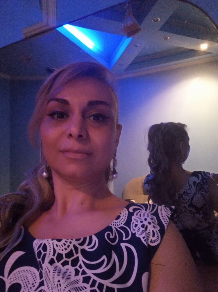  17462987  Kara, 45 ,    