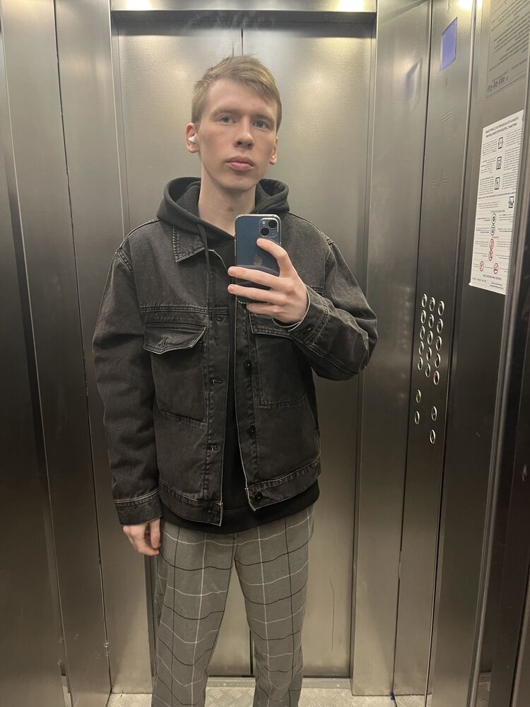  37157577  , 24 ,    -