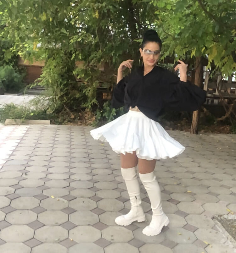  ,   Lika, 32 ,   c 