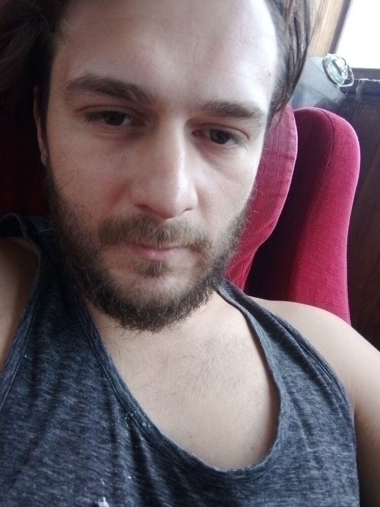  38781097  , 35 ,    