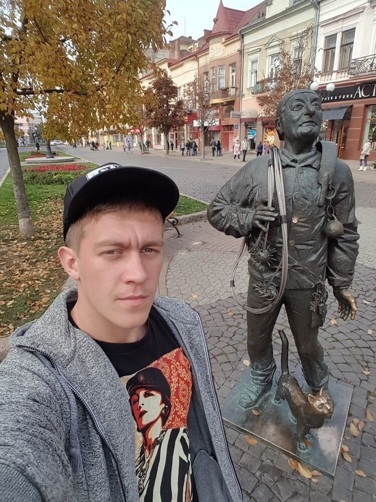  10629147  Vlad, 29 ,    
