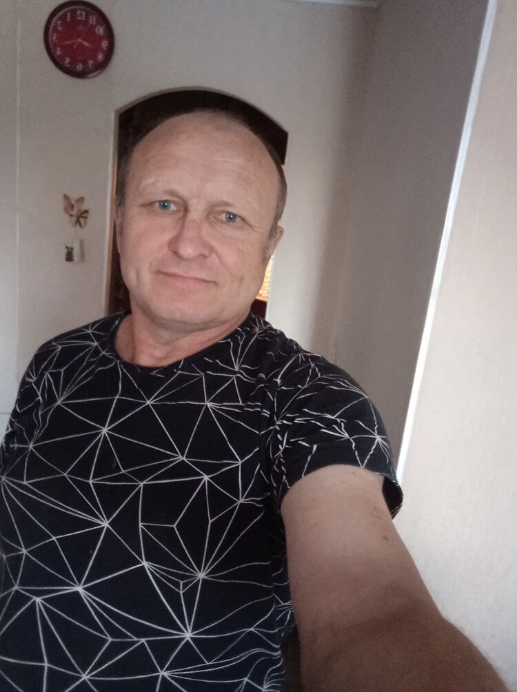  35290337  , 61 ,    
