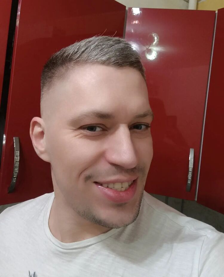  48758357  , 36 ,    -