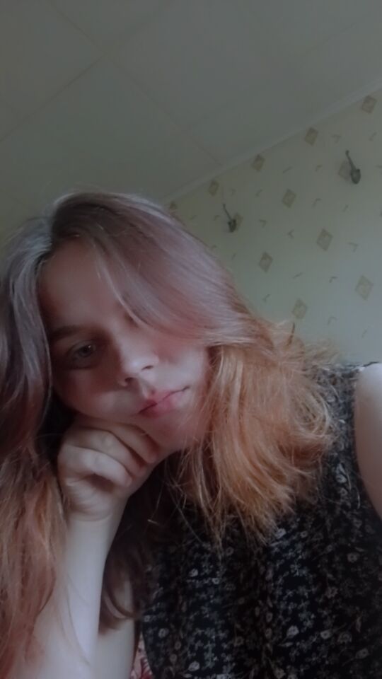  ,   Vlada, 21 ,   ,   , c 