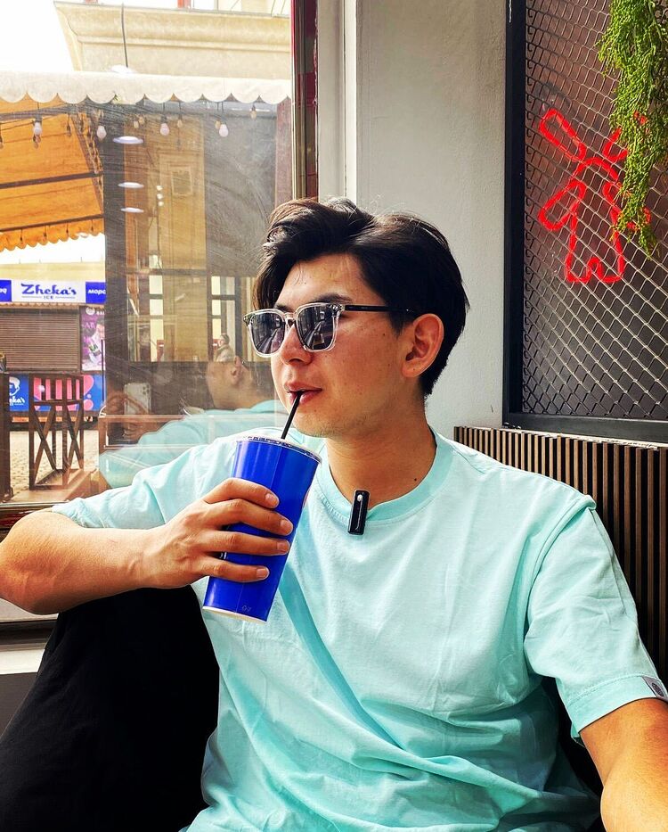  ,   Andrey, 22 ,   ,   