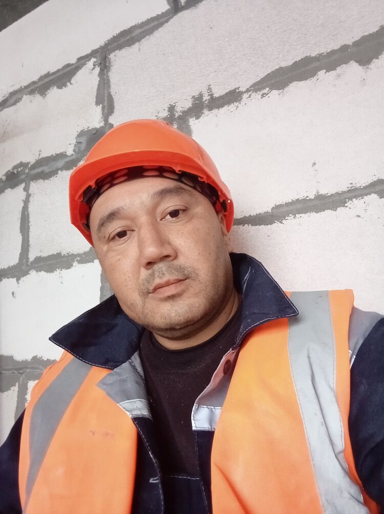  45452617  Aman, 39 ,    