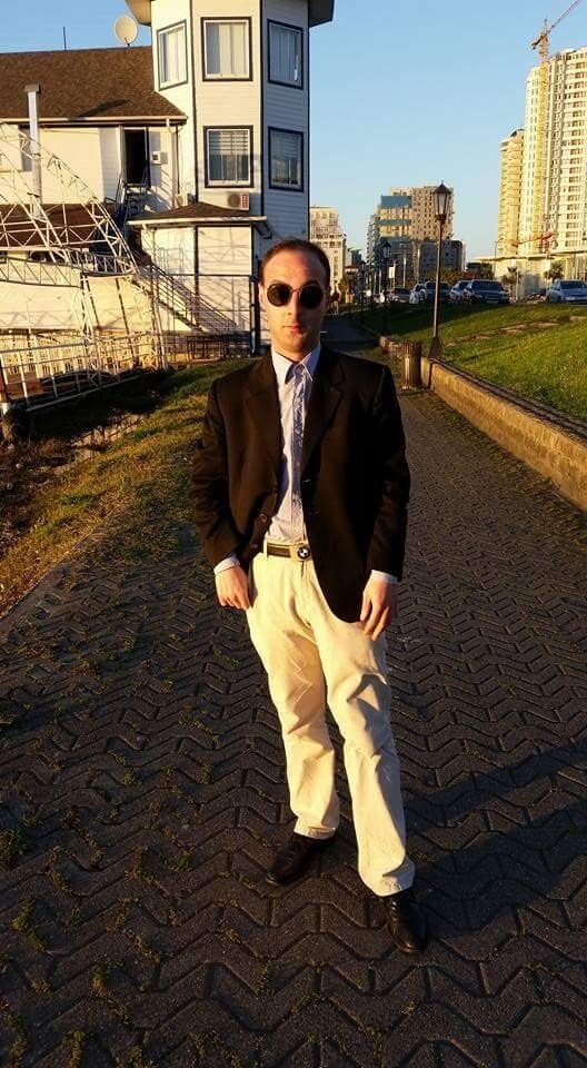  19008597  Caruso, 38 ,    