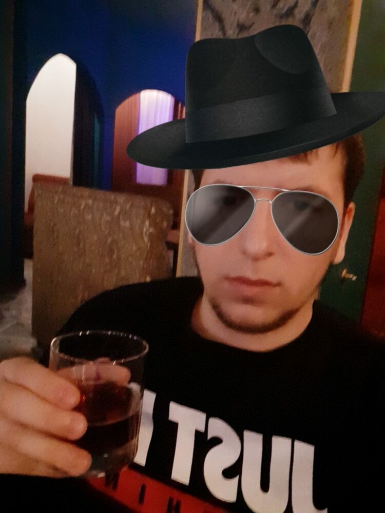  18756677  , 31 ,    
