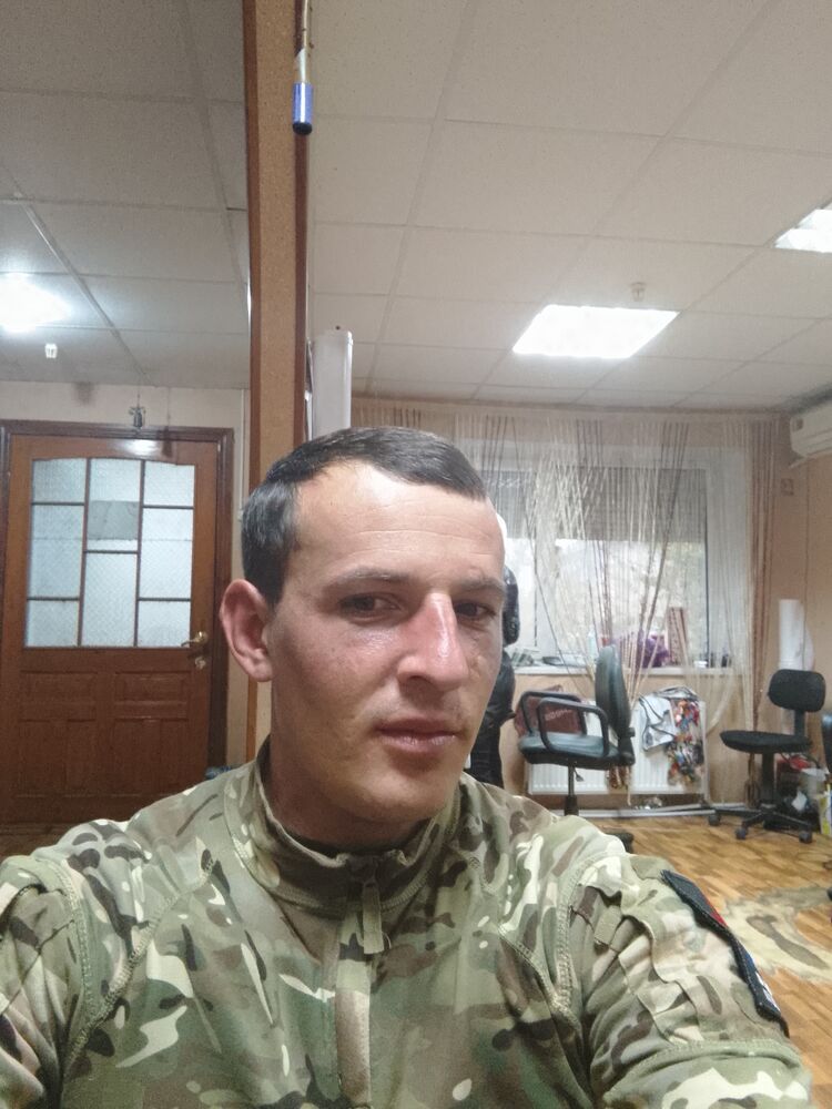  38790847  , 32 ,    