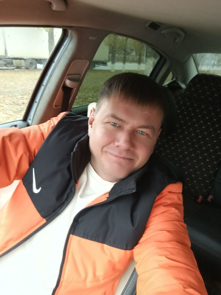  49126707  Oleg, 43 ,     