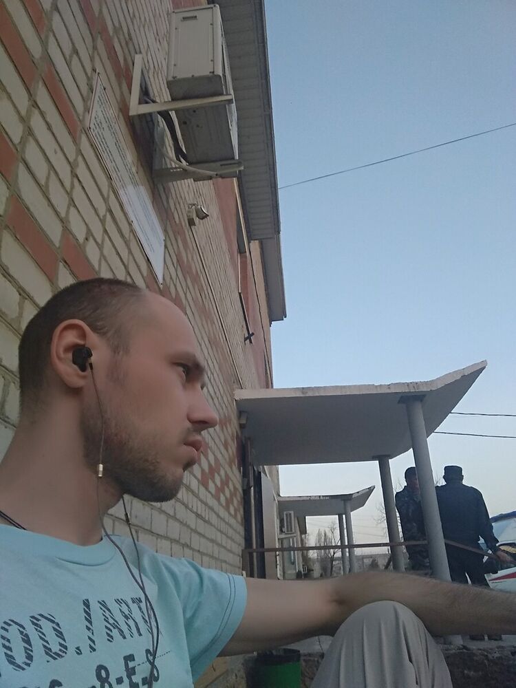  22053097  , 39 ,    