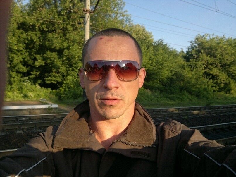  11784637  TORRES, 46 ,    -