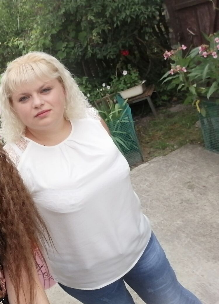 19082767  , 33 ,    