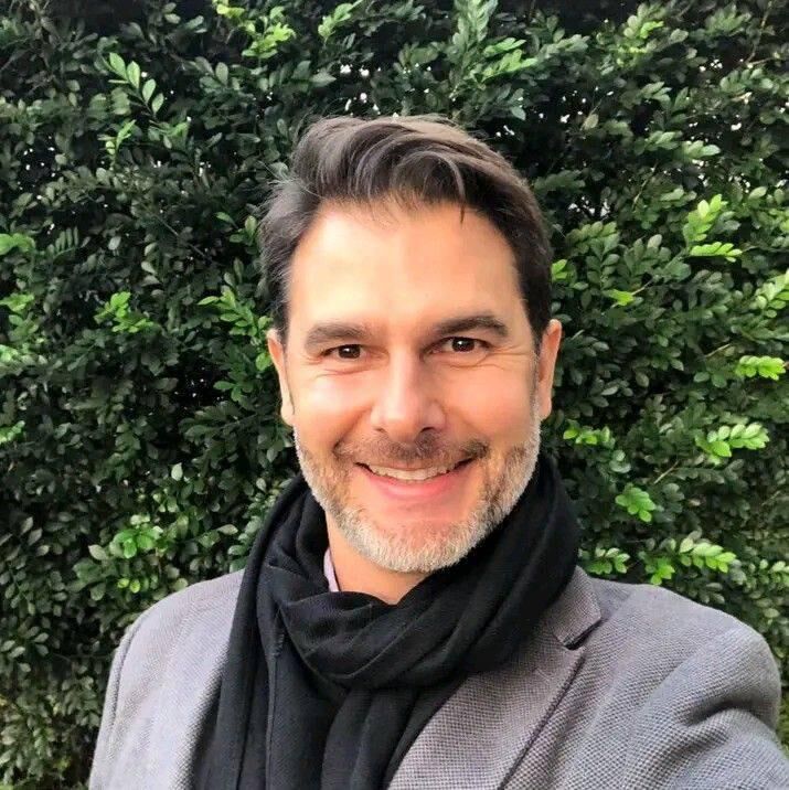 Frankfurt am Main,   Roland W, 56 ,   ,   