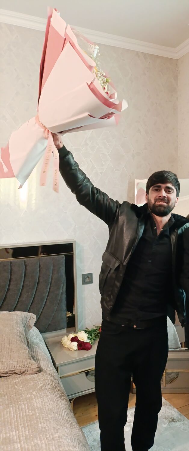  49155267  Faiq, 31 ,    