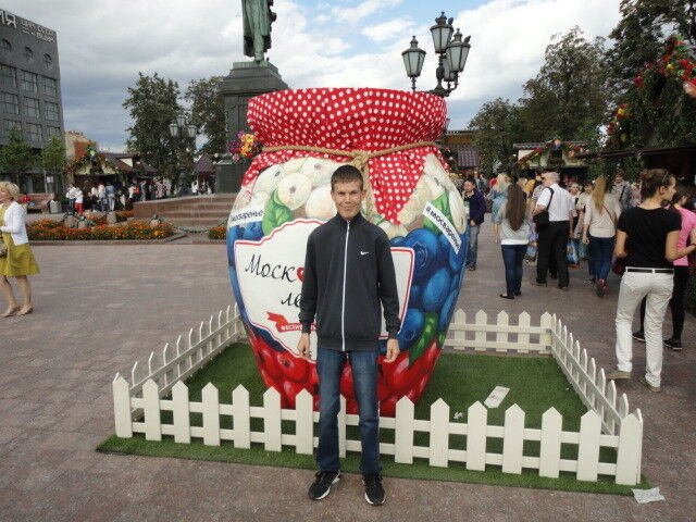  ,   Zhenya, 43 ,   ,   , c 