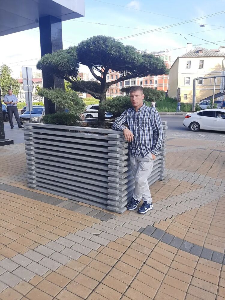 51155277  Nikolay, 40 ,    
