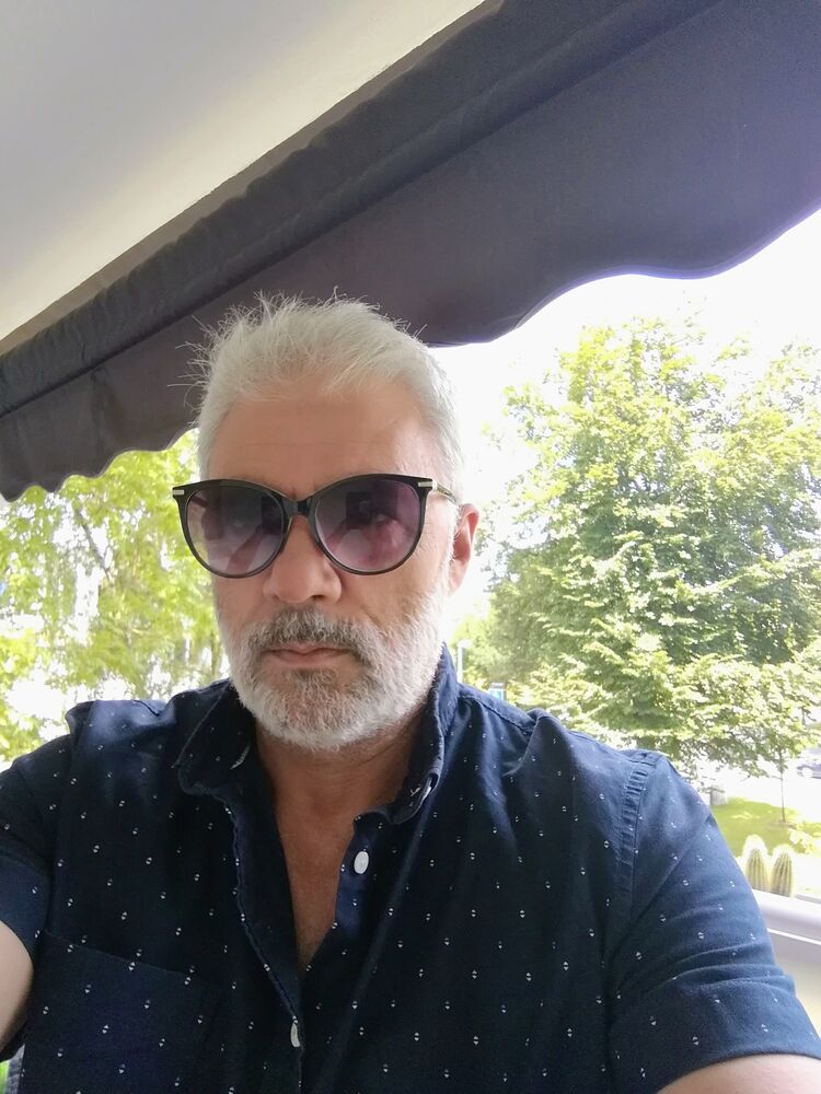  ,   Erhan, 49 ,   ,   