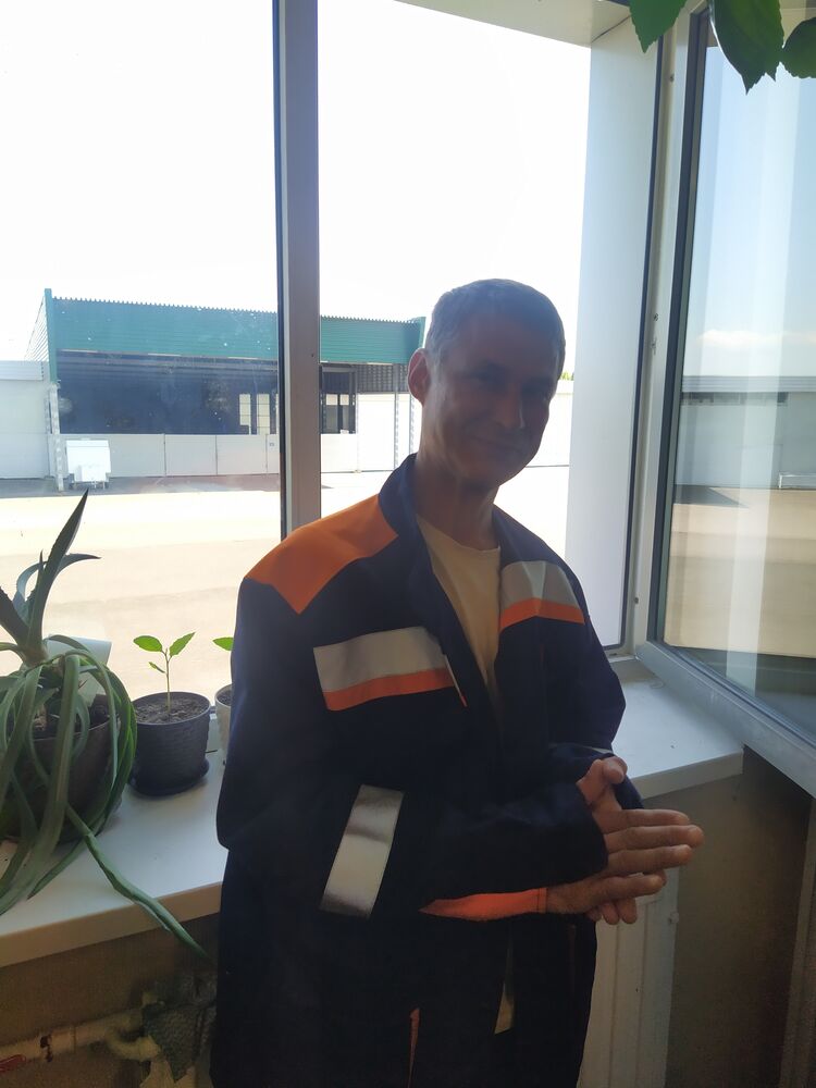  27929217  , 52 ,    -