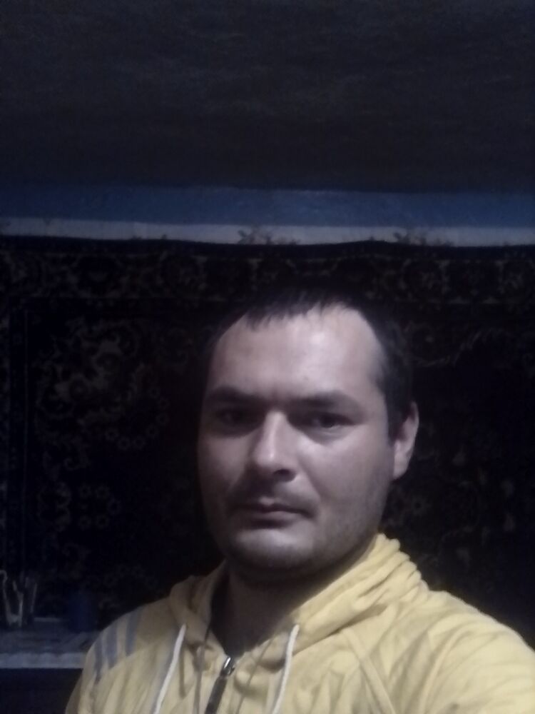  30579037  , 32 ,    