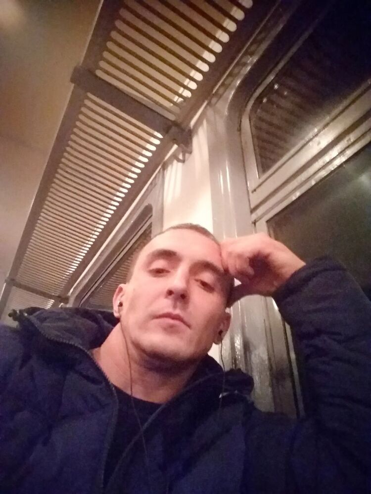  35221087  , 36 ,    
