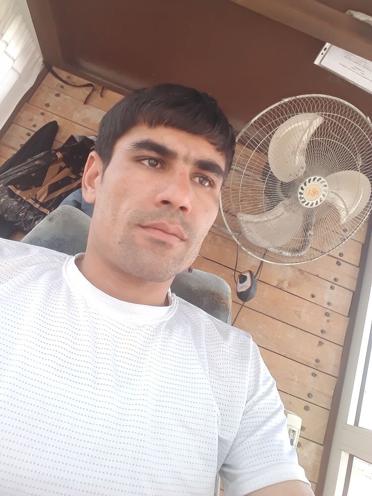 35362337  Hasan, 32 ,    