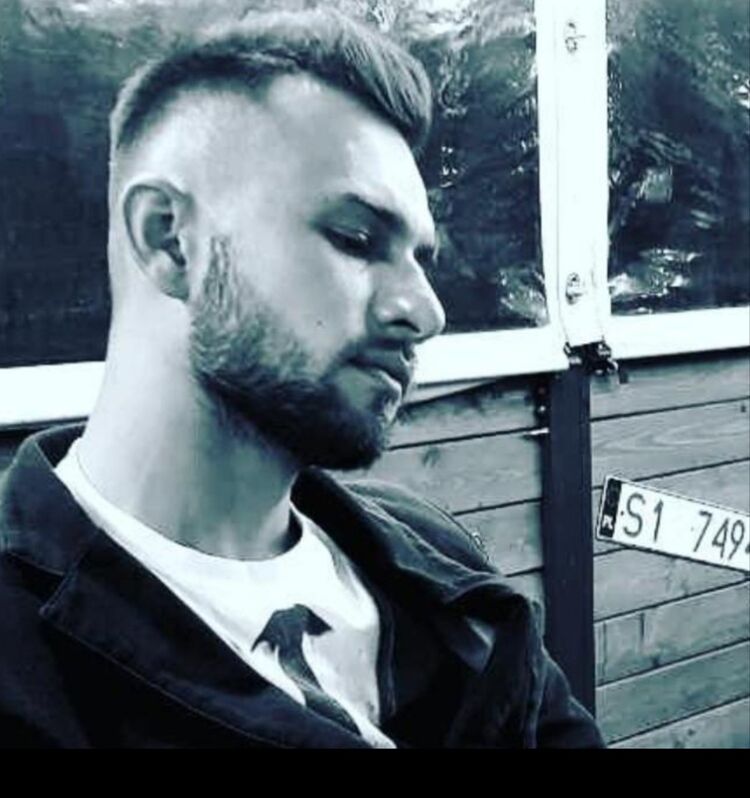 ���� 26998127 ������� �����, 32 ����, ���� ���������� � ������