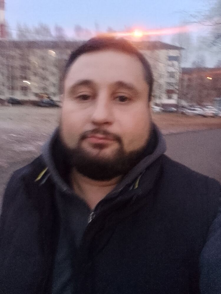  54148557  Ares, 32 ,    