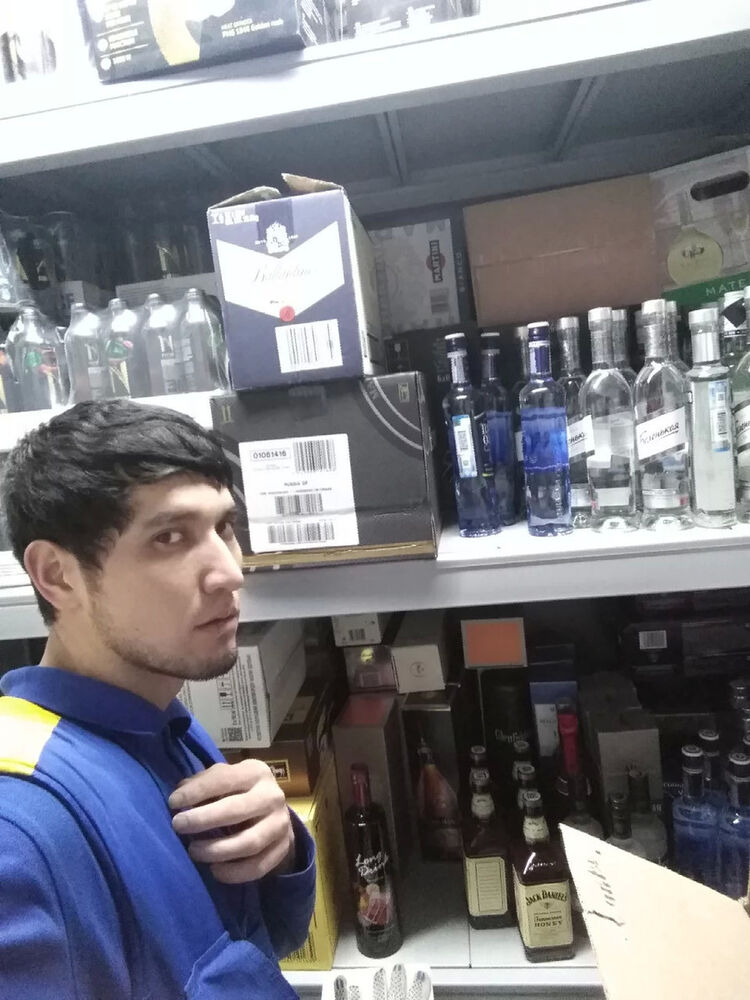  ,   Akmal, 34 ,   ,   , c 
