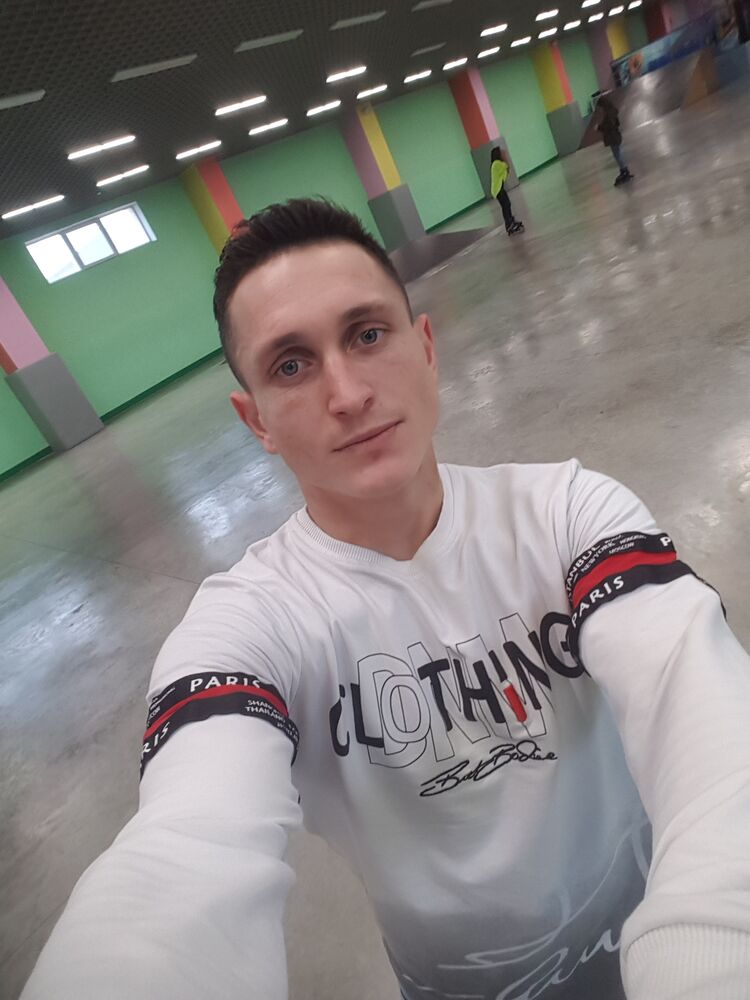  ,   Nikolai, 27 ,   ,   