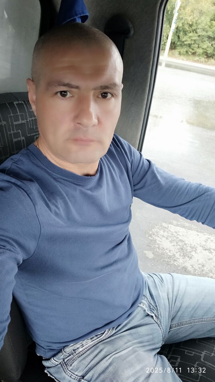  53271557  , 49 ,    