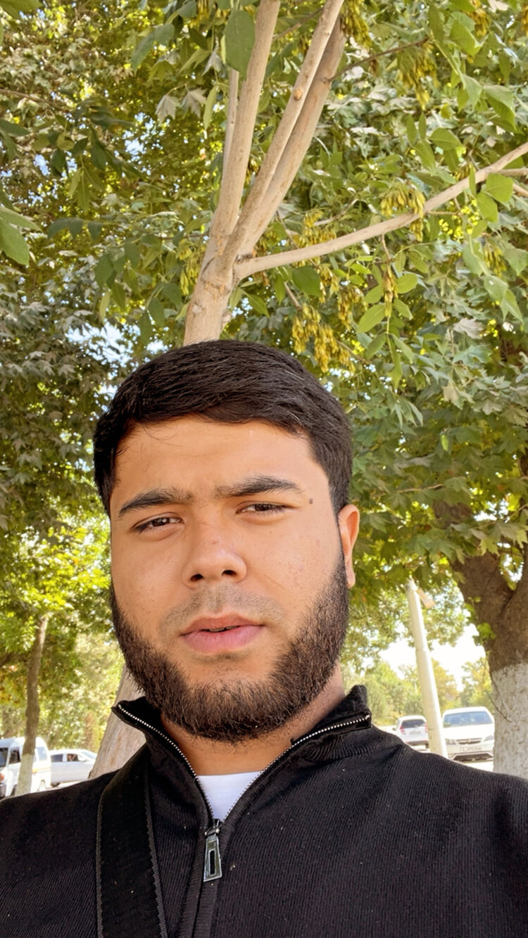  52930777  , 22 ,    