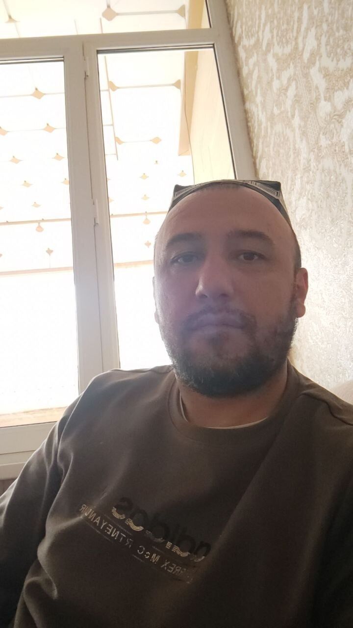  43393777  Mirzohid, 38 ,    