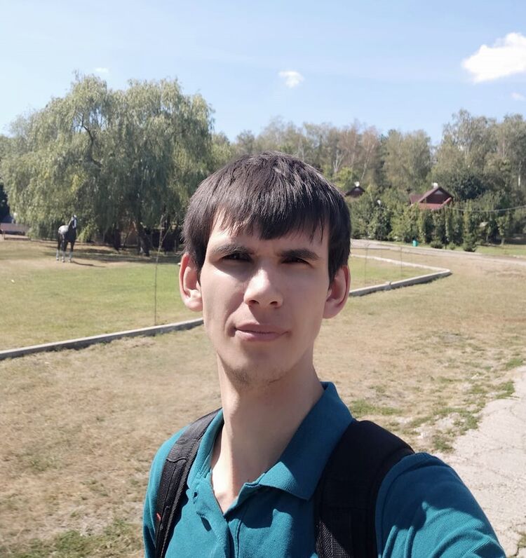  24069177  Serghei, 30 ,    