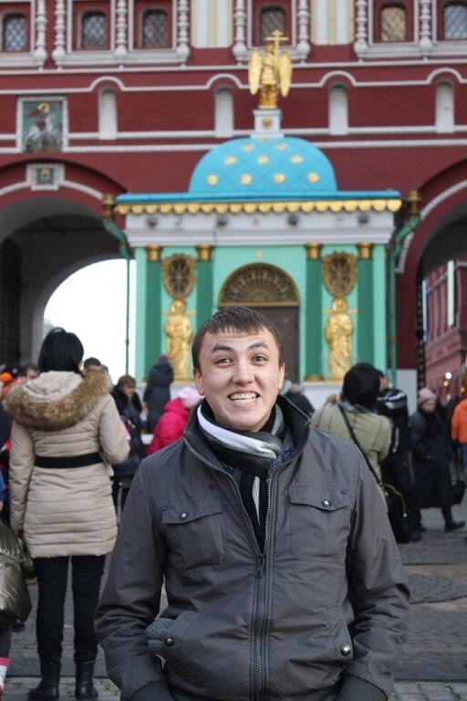  5753947  Alexei, 31 ,    Settimo Torinese