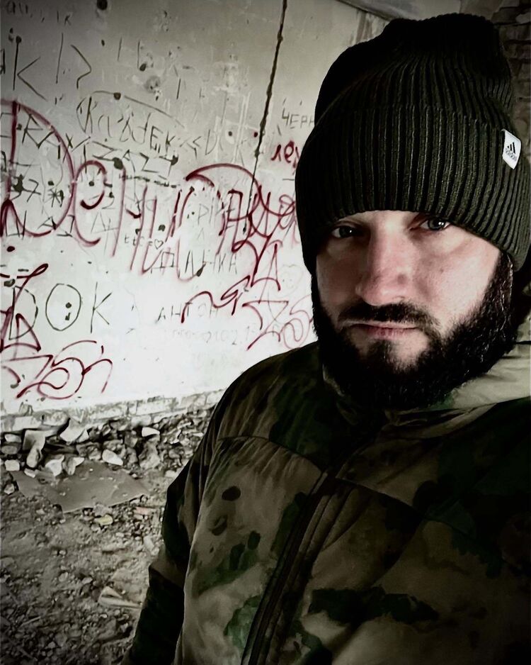  49931657  Oleg, 42 ,    