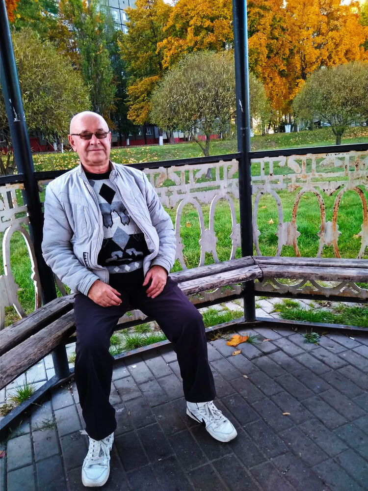  17816947  Nikolay, 68 ,    
