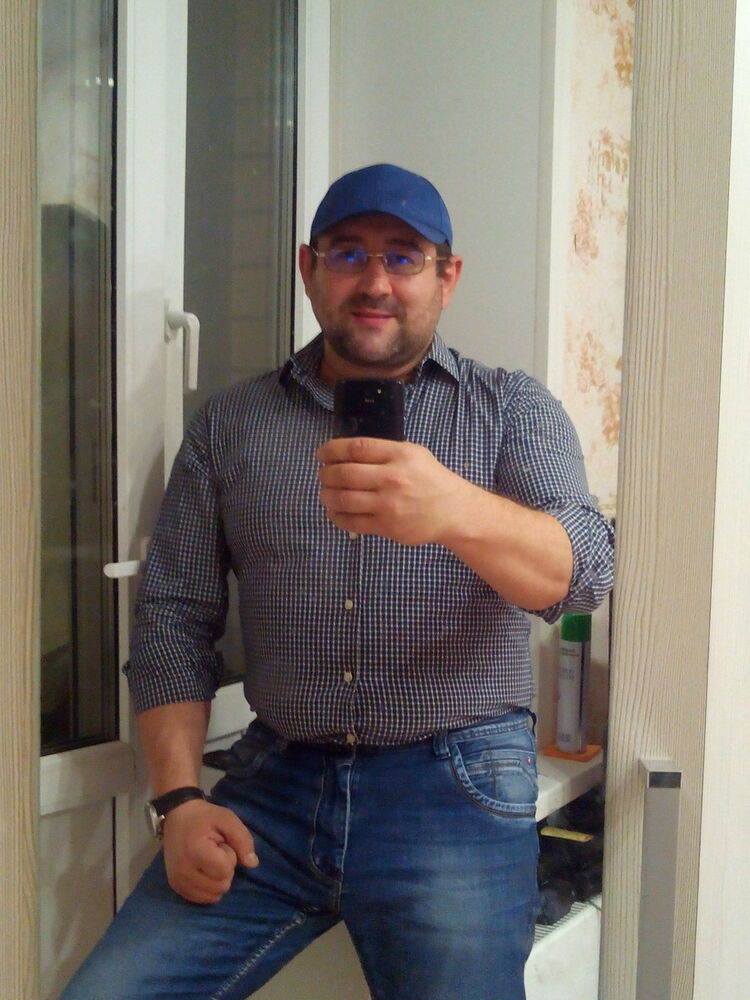  13066227  Eduard, 44 ,    
