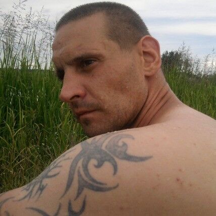  ,   Arcik, 46 ,   ,   , c 