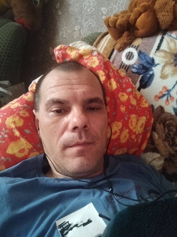  ,   Sergey, 42 ,   ,   